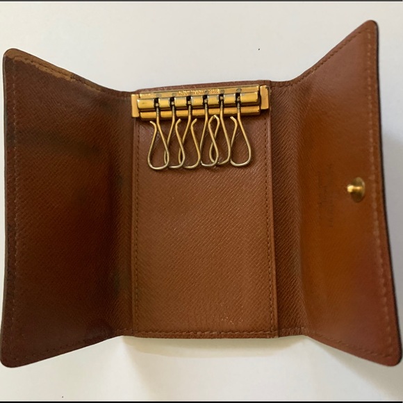 Vintage Louis Vuitton Monogram 6 Keyholder - Picture 5 of 9